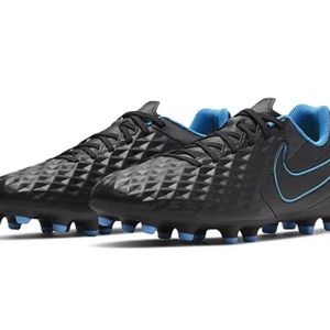 Nike Tiempo Legend 8 Club MG Cleats